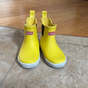 Yellow Ankle-Height Rain & Snow Boots with Textured Grip